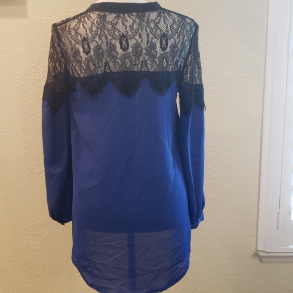 LC Lauren Conrad lace accented button up top Sz - Picture 6 of 7